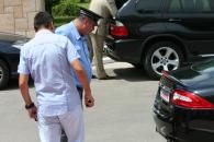 Stire din Eveniment : Mazăre, accidentat la semafor de propriul bodyguard (galerie foto)