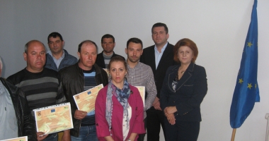 40 de fermieri constănțeni  s-au specializat în managementul exploatației agricole - 2