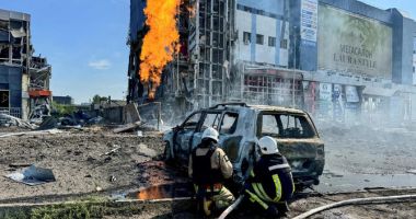 Stire din Actualitate : 41 de morți și 180 de răniți după ce rușii au bombardat o școală și un spital din Poltava