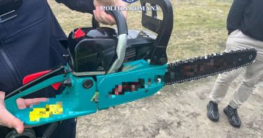 Doi tineri au fost prinși la furat de lemne, la Gârliciu - 2