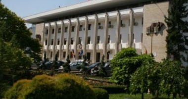 Stire din Social : Furnizorii de utilități și autoritățile locale, față în față cu asociațiile de proprietari