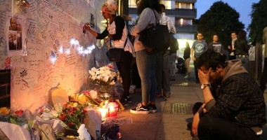 "Mamă, îți mulțumesc pentru tot ce ai făcut pentru mine!" / POVEȘTILE DRAMATICE ALE CELOR CARE AU SFÂRȘIT ARȘI DE VII, în IADUL de la Grenfell Tower - 4