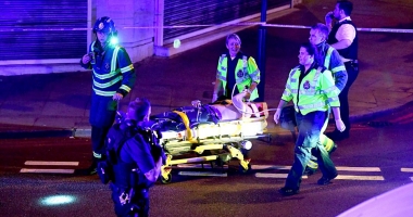 ATENTAT LONDRA / Un mort și opt răniți după ce un vehicul a intrat în pietoni. Galerie FOTO - 5