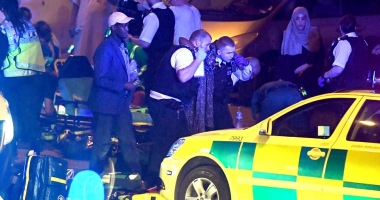 ATENTAT LONDRA / Un mort și opt răniți după ce un vehicul a intrat în pietoni. Galerie FOTO - 6