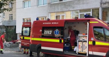 Galerie foto. FEMEIE CĂZUTĂ DE LA ETAJUL AL TREILEA AL UNUI BLOC DIN CONSTANȚA - 4