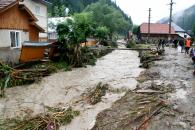Suma alocată pentru reconstrucția unei locuințe distruse de inundații nu va depăși 39.000 de lei