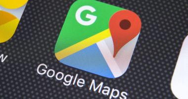 Stire din Auto : Google Maps introduce noi funcții pentru șoferi: afișează limitele de viteză și pozițiile camerelor video de supraveghere