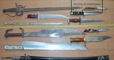 Descinderi la Constanța / Kilograme de aur, arme și alte bunuri, găsite de procurori! Galerie foto - 5