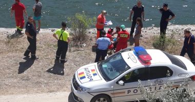 ALERTĂ! Mașină cu doi oameni, căzută în Canalul Dunăre Marea Neagră - 3