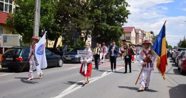 Tradiţia continuă şi în acest an! „Dor de Cânt Românesc” a adus, la Cumpăna, artişti talentaţi şi muzică de suflet - 3