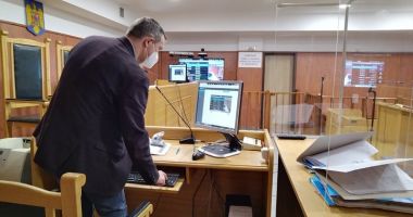 Stire din Actualitate : Anumite ședințe de judecată s-ar putea face prin videoconferință