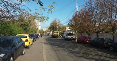 Șoferi, atenție! CIRCULAȚIE BLOCATĂ PE AMBELE SENSURI, pe o stradă circulată, din Constanța - 2