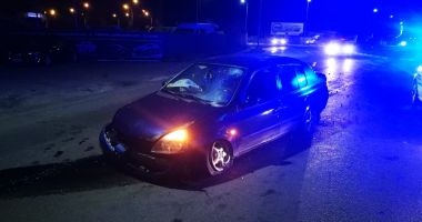 Galerie foto. Tânăr de 21 de ani, băut, victimă după ce s-a izbit cu mașina în scuarul sensului giratoriu - 2