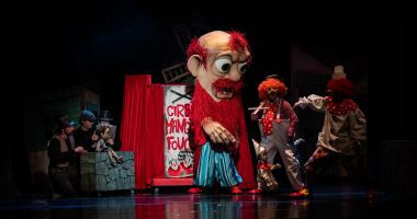 Stire din Cultură-Educație : ”Pinocchio” deschide stagiunea Teatrului ”Căluțul de Mare”