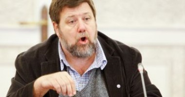 Stire din Economie : Bogdan Hossu, în dispută cu DNA