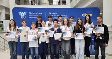 Stire din Cultură-Educație : FELICITĂRI! Premii pentru cele cinci proiecte prezentate la RoSEF 2024 de către elevii Liceului "Carmen Sylva" din Eforie