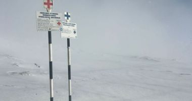 Stire din Social : Salvamontiştii avertizează asupra posibilităţii declanşării de avalanşe