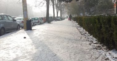 GALERIE FOTO. PERICOL LA ORICE PAS! PATINOARE PE TROTUARELE DIN CONSTANȚA - 2