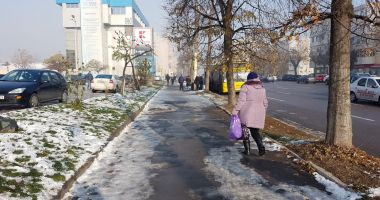 GALERIE FOTO. PERICOL LA ORICE PAS! PATINOARE PE TROTUARELE DIN CONSTANȚA - 9