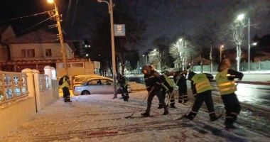 Noaptea trecută s-a acționat pentru curățarea Constanței de zăpadă - 2