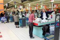 Prețurile din hypermarketuri ar putea să scadă cu 30%
