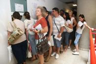 Stire din Social : Haos la ghișeele pentru plata contribuțiilor sociale din venituri extra-salariale