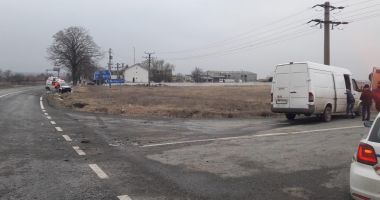 Accident rutier la Constanța, după ce un șofer nu a acordat prioritate ambulanței - 2