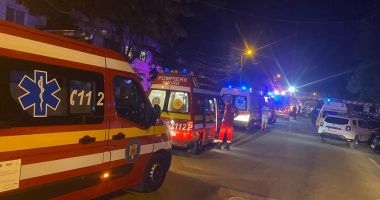 ALERTĂ LA NĂVODARI! Un autocar cu 40 de pasageri a lovit limitatorul de înălțime - 2