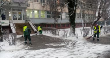GALERIE FOTO / Circulația în municipiul Constanța se desfășoară în condiții de iarnă! - 2