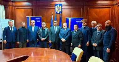 Stire din Politică-Administrație : Lideri ai tătarilor crimeeni, în vizită la Constanța pentru discuții cu autoritățile locale