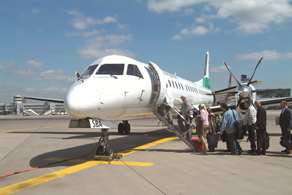 Stire din Cetățenești : Compania aeriană refuză îmbarcarea. Ce face pasagerul?