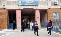 Criza economică îi împinge pe elevi spre cariera militară