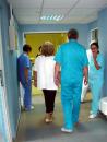Stire din Social : Plătiți prost și umiliți, medicii și asistentele aleg să plece în străinătate