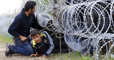 Patru adulți și doi minori imigranți irakieni, prinși după ce au trecut ilegal frontiera - 2