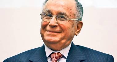 Stire din Eveniment : Ion Iliescu, pus sub acuzare în dosarul "Mineriada"