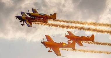 Stire din Eveniment : Show aerian de excepție! Mihai Mărgineanu va concerta pe Aeroportul Tuzla