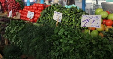 De ce nu renunță "piețarii" la prețurile aberante? - 3