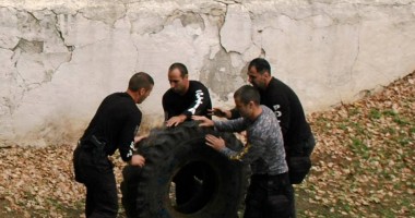 Galerie FOTO. Probe de foc pentru luptătorii mascați - 2