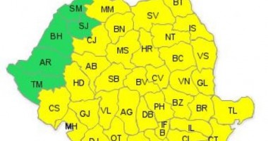 Avertizare meteo/ A intrat în vigoare codul galben de ploi torențiale și vânt puternic