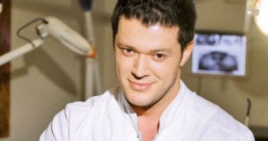Stire din Monden : Victor Slav e distrus după despărțirea de Anda Adam