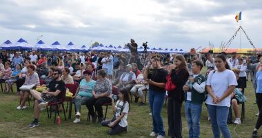 O nouă ediție încununată de succes! Festivalul "Rodul Pământului - Zilele Recoltei la Cumpăna", la final - 5