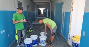 Stire din Cultură-Educație : Odiseea comunității Școlii 24. Sute de elevi, între emoțiile șantierului de la 27 și clase împrăștiate