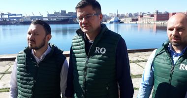 500 tone de deșeuri din Marea Britanie, oprite la poarta maritimă a României - 5