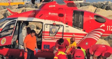 Nu înoată prea bine, dar tot a sărit să salveze un om! Cum au reacționat părinții eroului din Costinești - 2