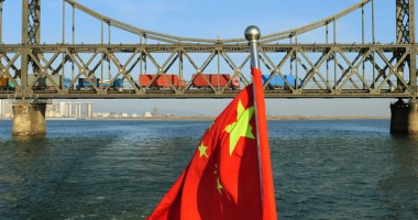 Stire din Actualitate : China a aprobat un nou ajutor pentru Phenian imediat după moartea lui Kim Jong-il