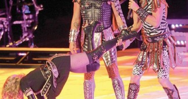 Madonna - femeia elastic! - 2