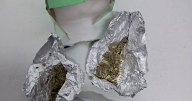 Stire din Eveniment : Un barbat a fost reținut în zona Autogării Nord din Constanța. Au fost găsite droguri asupra sa