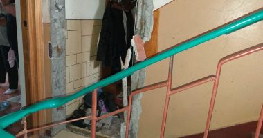 GALERIE FOTO. EXPLOZIE LA CONSTANȚA, ÎNTR-UN BLOC SITUAT PE I.C BRĂTIANU - 2