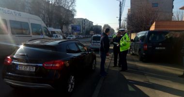 Galerie foto. ACCIDENT RUTIER LA CONSTANȚA! Un șofer beat criță a lovit un autoturism și un autobuz RATC - 2
