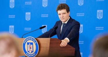 Stire din Actualitate : Nicușor Dan: "Magistrații care au făcut cerere de pensionare și s-au răzgândit, să îmi scrie până vineri la amiază"